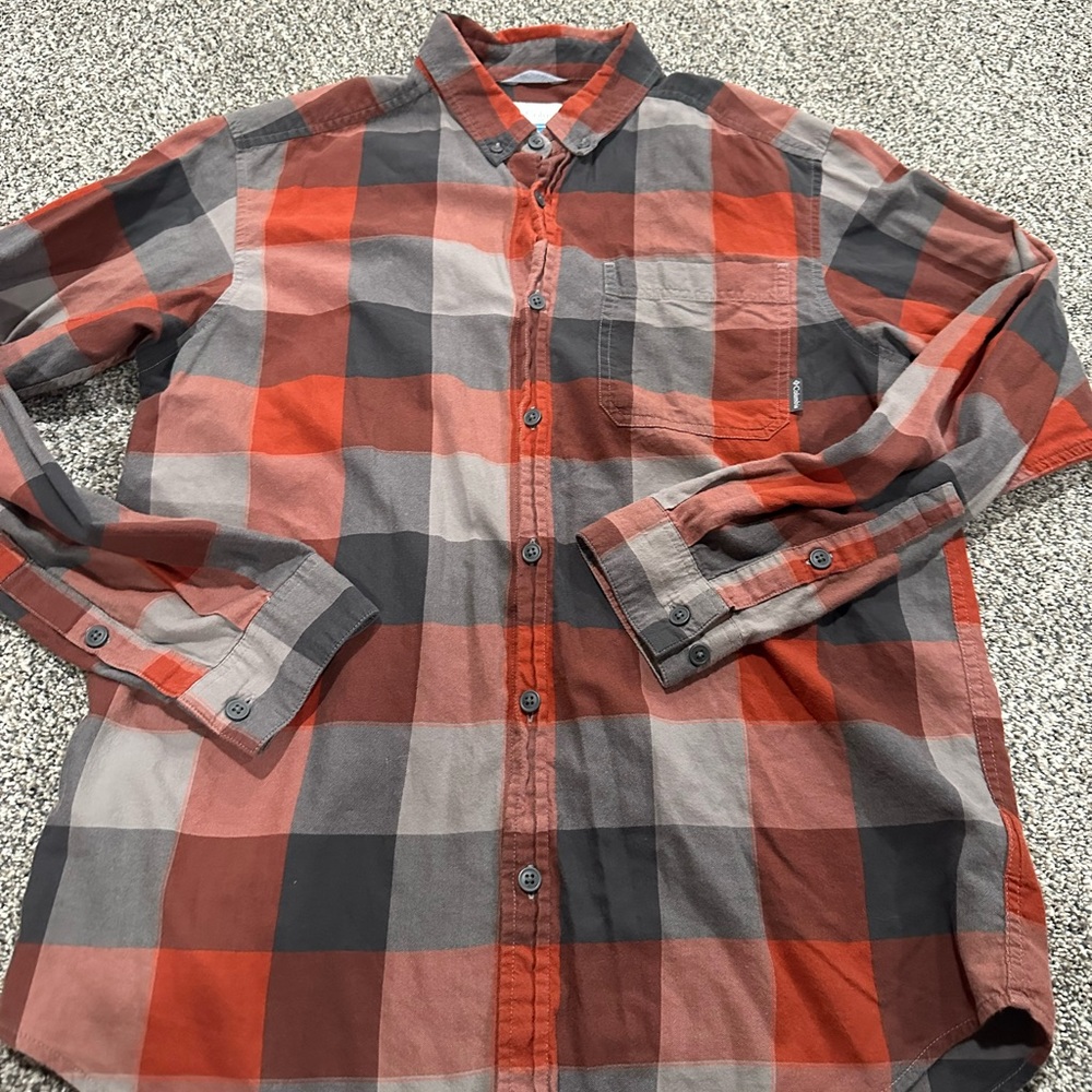 Columbia button down shirt